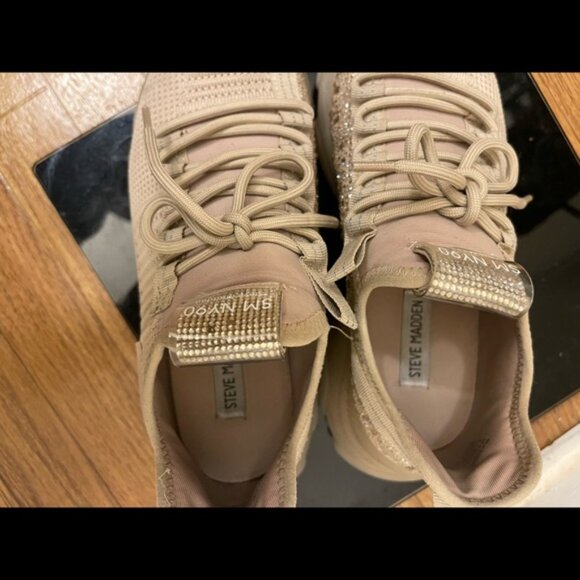 Steve Madden sneakers - Picture 4 of 6